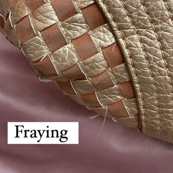 Large Handbag - Picture 4 of 7